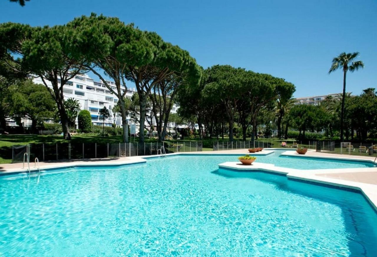 Beachfront Luxury Residence, Playas Del Duque, Puerto Banus, *