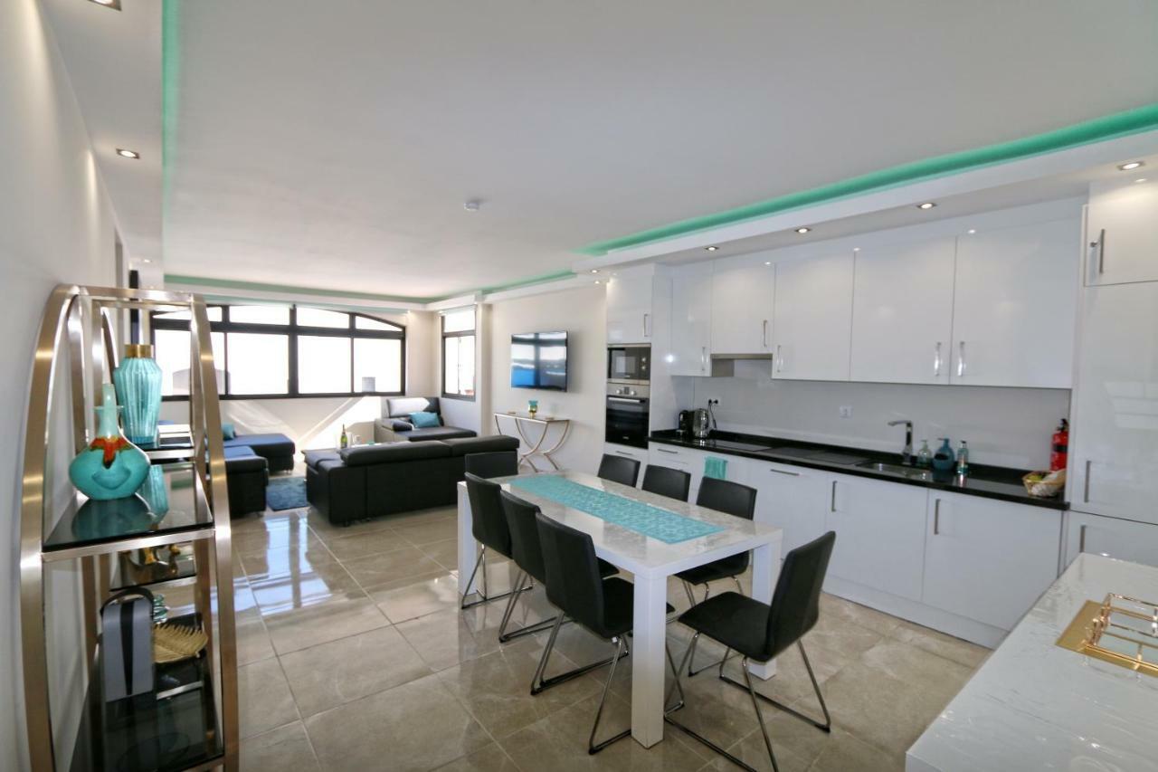 Beachfront Luxury Residence, Playas Del Duque, Puerto Banus, Marbellac